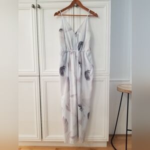 Women’s White Feather-Print Maxi Dress